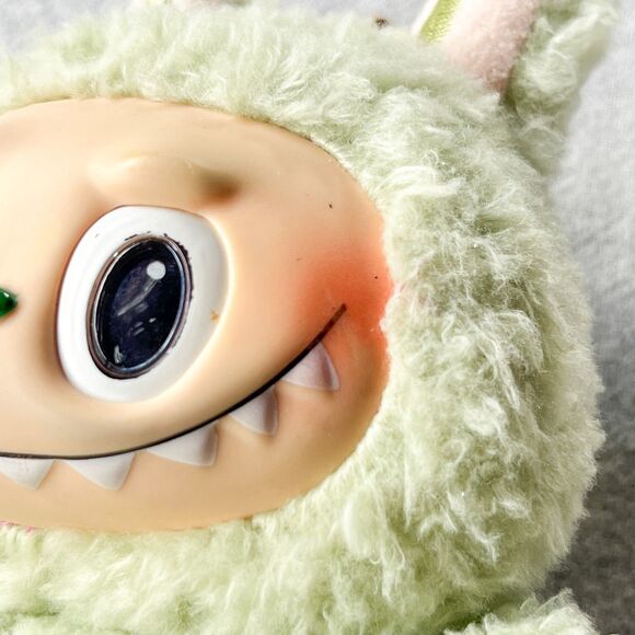 Pop Mart The Monsters Exciting Macaron Labubu - Green Grape - Plush Doll - Picture 4 of 16